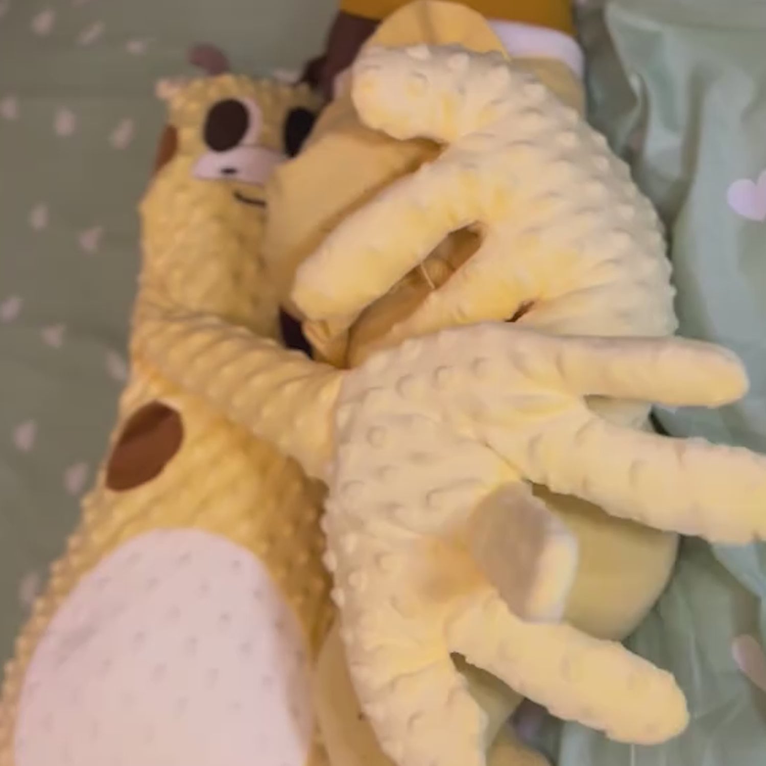 Smart Baby Patter – Giraffe (Remote Control) 10”